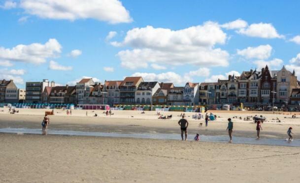 Ferienwohnung Les Pieds Dans Le Sable Malo-les-Bains Exterior foto